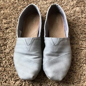 Toms shoes